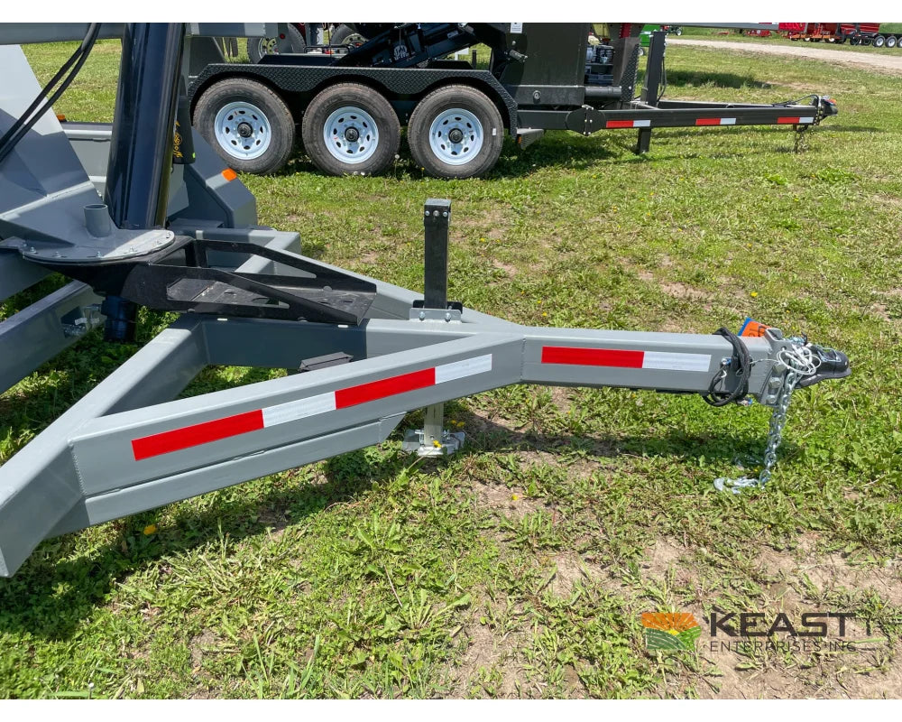 Travis HSC2100 2-Box Seed Tender 8 HP Electric Start Engine Scale Ready Seed Tenders