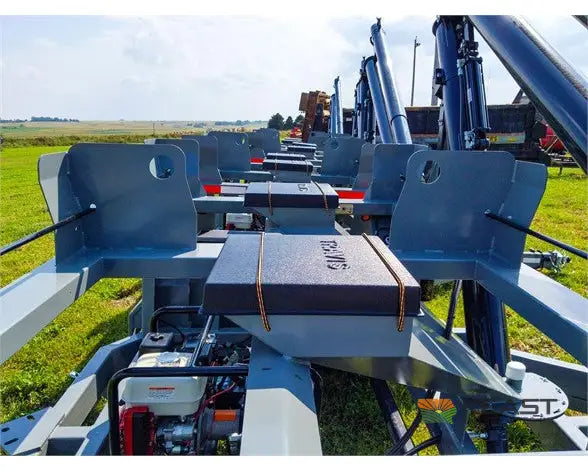 Travis HSC2200 2-Box Seed Tender - 8 HP Electric Start Engine Wireless Remote Scale System Seed Tenders