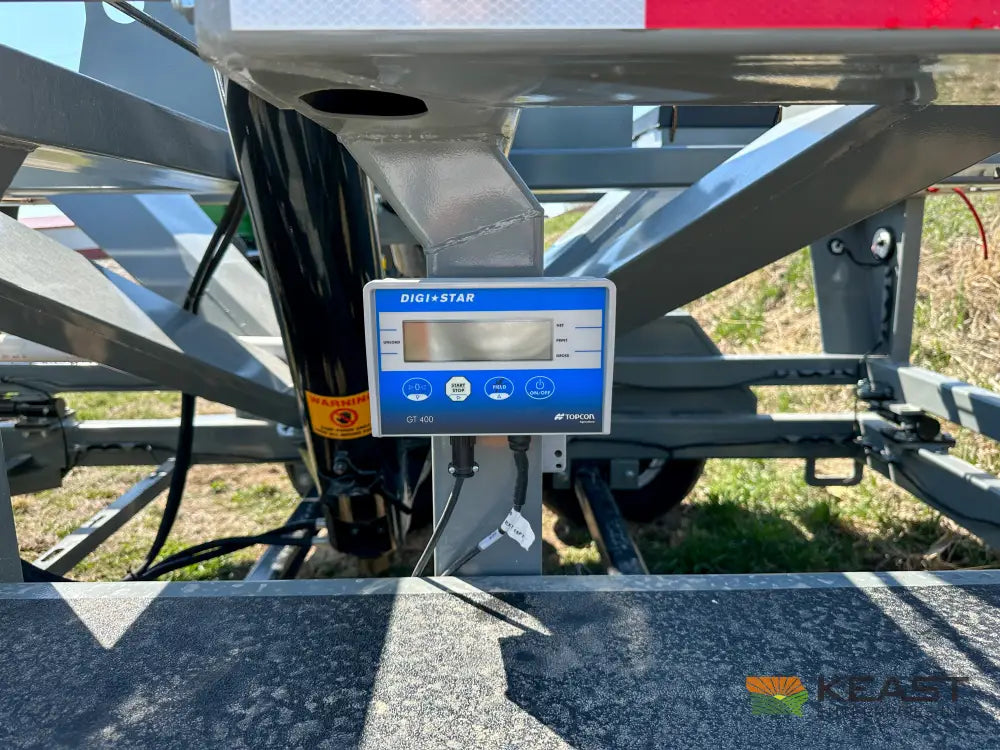 Travis HSC4400 4-Box Seed Tender - 8 HP Electric Start Engine Wireless Remote Scale System Talc Kit Seed Tenders