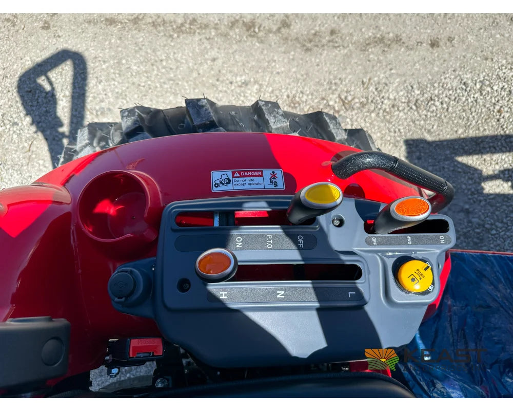 TYM T2025P 24.7 HP Tractor Hydrostatic Transmission and Loader - Tractors