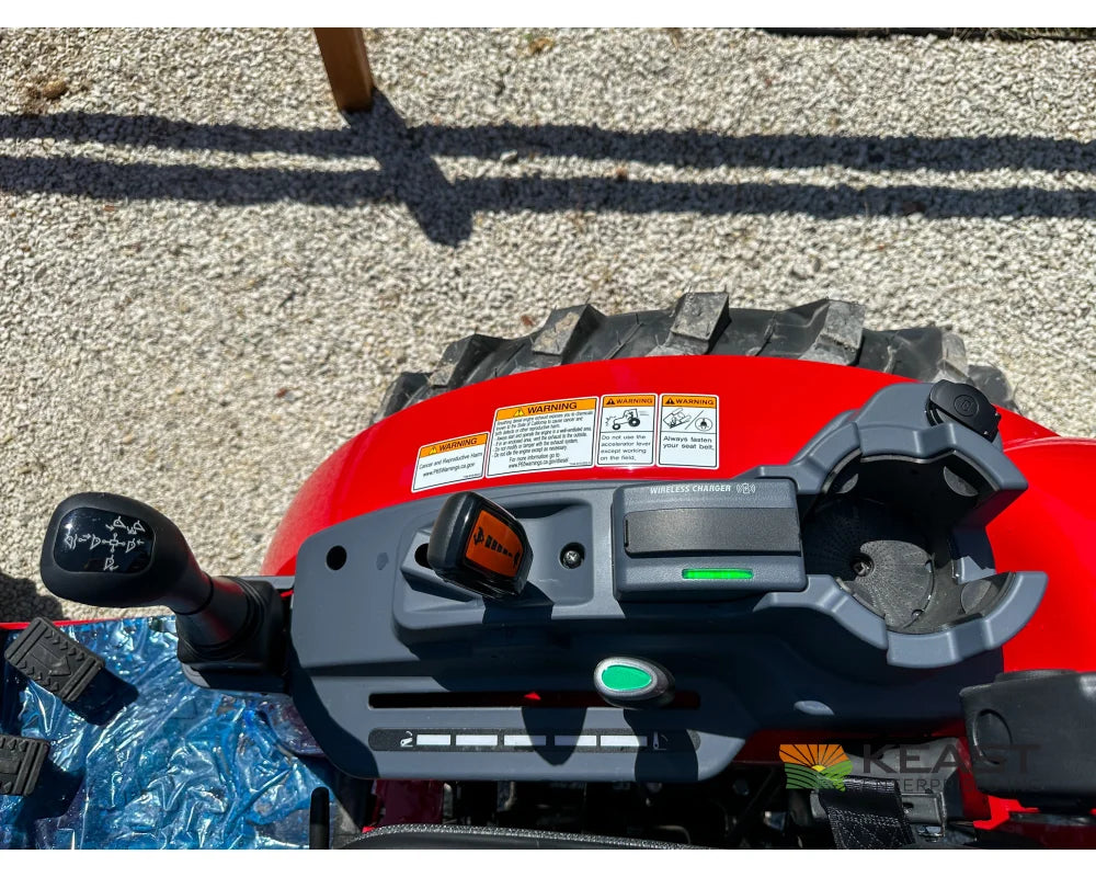 TYM T2025P 24.7 HP Tractor Hydrostatic Transmission and Loader - Tractors