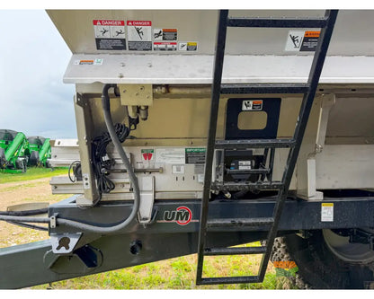 Unverferth Pro-Force 1450 Fertilizer Spreader 14 Ton Hopper Raven RCM ISOBUS Controller - Fertilizer Spreaders