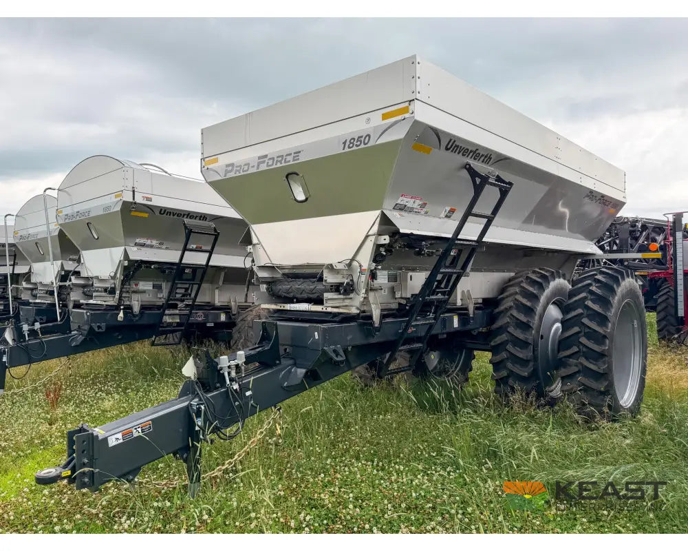 Unverferth Pro-Force 1850 Fertilizer/Lime Spreader 18 Ton Hopper Duals Raven RCM ISOBUS Controller - Fertilizer