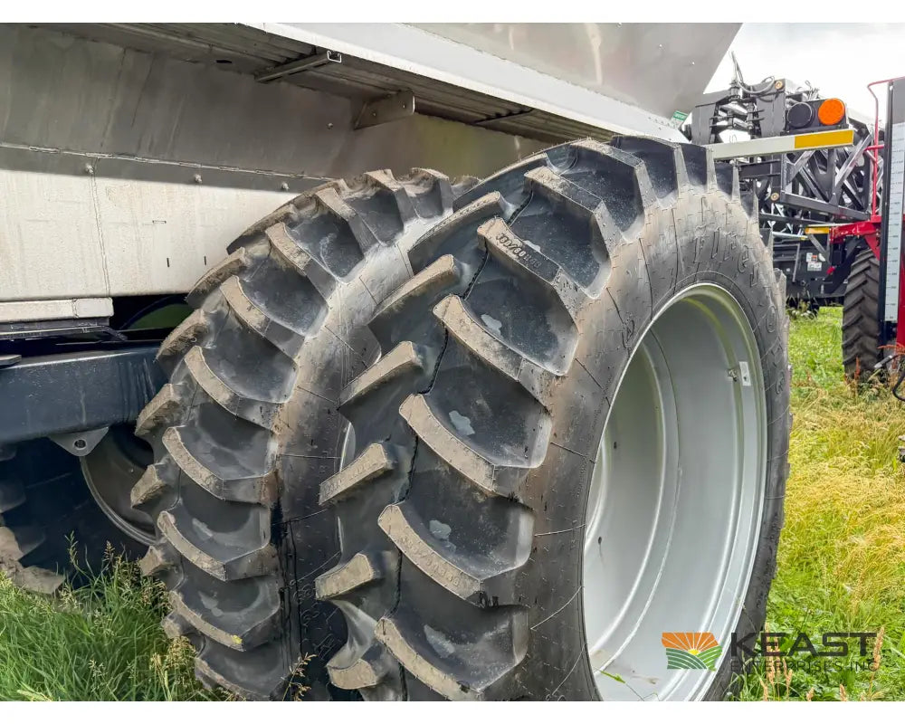 Unverferth Pro-Force 1850 Fertilizer/Lime Spreader 18 Ton Hopper Duals Raven RCM ISOBUS Controller - Fertilizer
