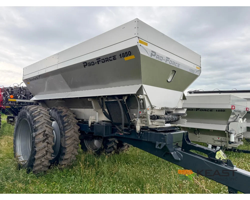 Unverferth Pro-Force 1850 Fertilizer/Lime Spreader 18 Ton Hopper Duals Raven RCM ISOBUS Controller - Fertilizer