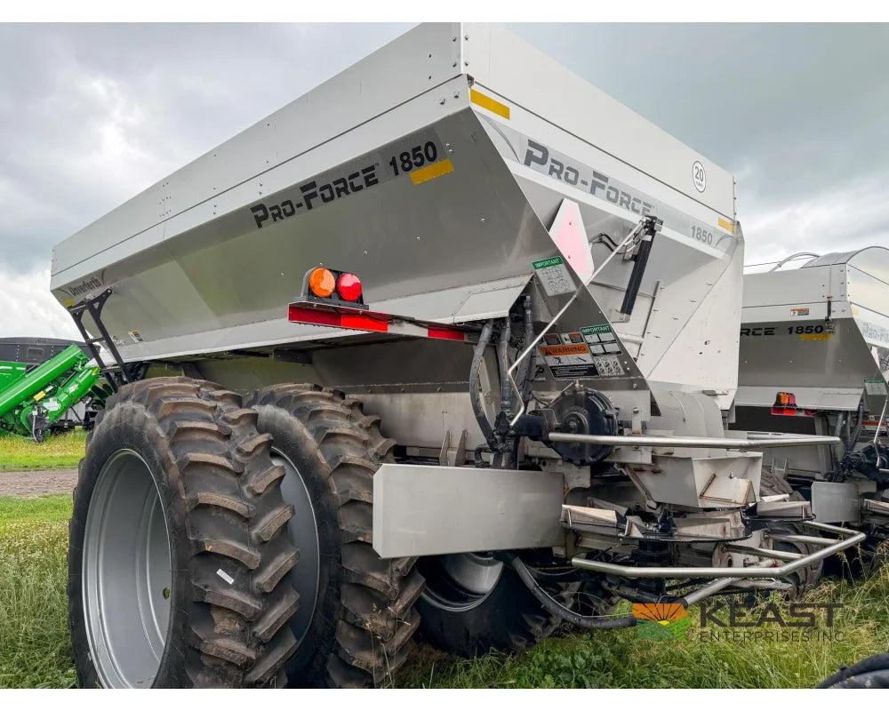 Unverferth Pro-Force 1850 Fertilizer/Lime Spreader 18 Ton Hopper Duals Raven RCM ISOBUS Controller - Fertilizer