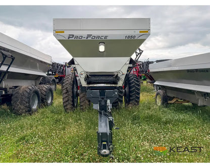 Unverferth Pro-Force 1850 Fertilizer/Lime Spreader 18 Ton Hopper Duals Raven RCM ISOBUS Controller - Fertilizer