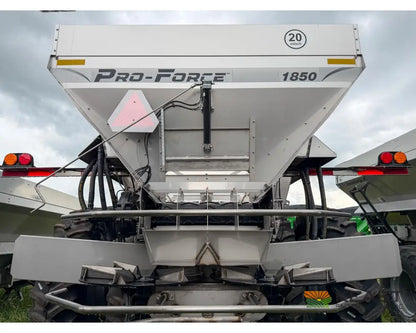 Unverferth Pro-Force 1850 Fertilizer/Lime Spreader 18 Ton Hopper Duals Raven RCM ISOBUS Controller - Fertilizer
