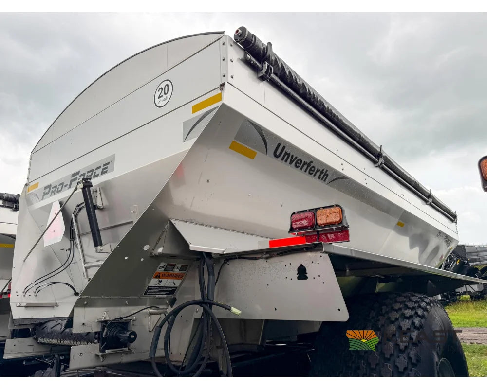 Unverferth Pro-Force 1850 Fertilizer/Lime Spreader 18 Ton Hopper Raven RCM ISOBUS Controller - Fertilizer Spreaders