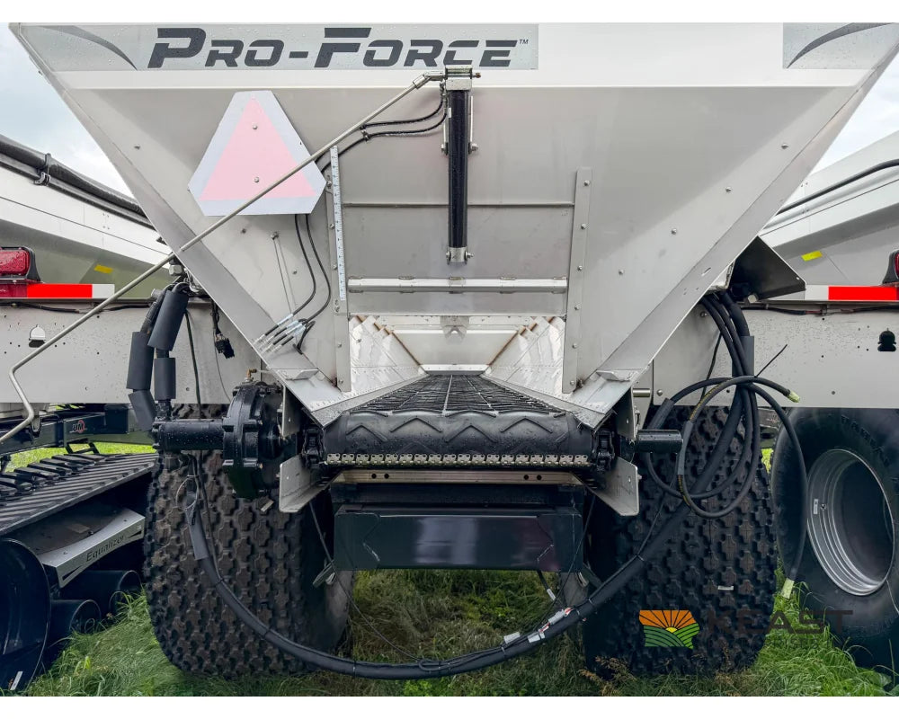 Unverferth Pro-Force 1850 Fertilizer/Lime Spreader 18 Ton Hopper Raven RCM ISOBUS Controller - Fertilizer Spreaders
