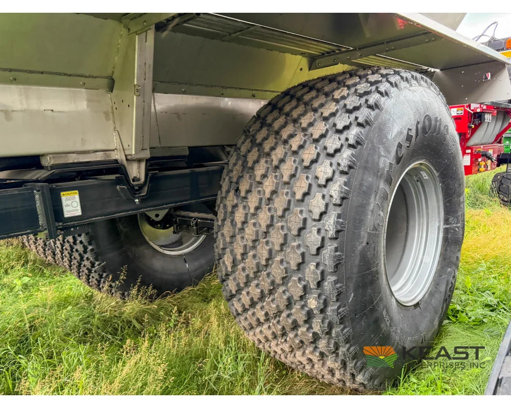 Unverferth Pro-Force 1850 Fertilizer/Lime Spreader 18 Ton Hopper Raven RCM ISOBUS Controller - Fertilizer Spreaders