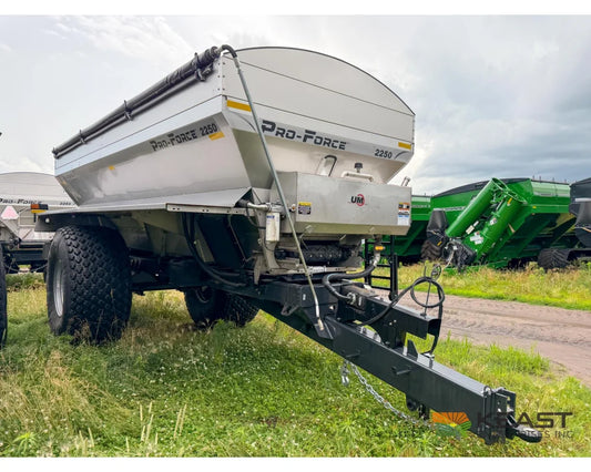 Pro-Force 2250 Fertilizer Spreader