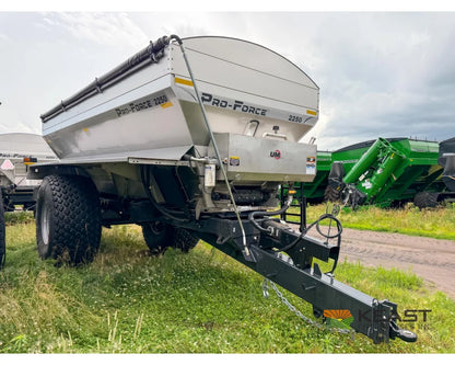 Pro-Force 2250 Fertilizer Spreader