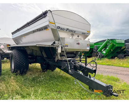 Unverferth Pro-Force 2250 Fertilizer Spreader 22 Ton Hopper Raven RCM ISOBUS Controller - Fertilizer Spreaders