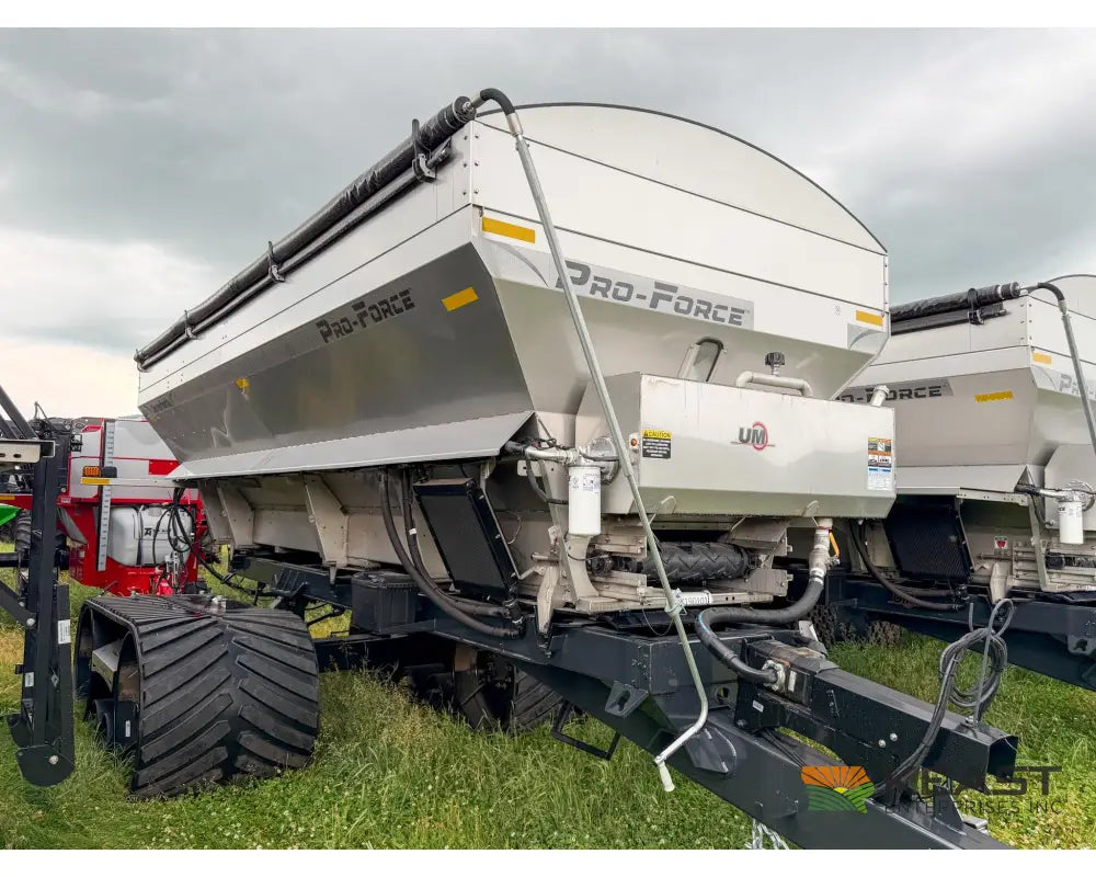 Unverferth Pro-Force 2250 Fertilizer Spreader 22 Ton Hopper Tracks Raven RCM ISOBUS Controller - Fertilizer Spreaders