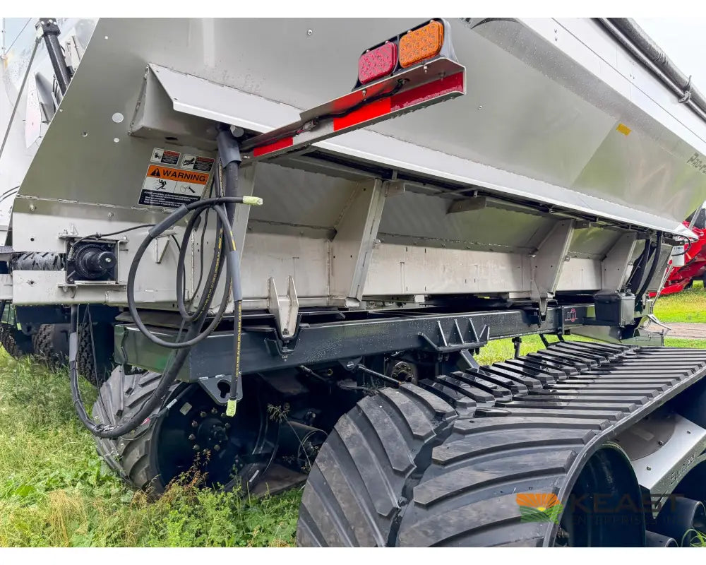 Unverferth Pro-Force 2250 Fertilizer Spreader 22 Ton Hopper Tracks Raven RCM ISOBUS Controller - Fertilizer Spreaders