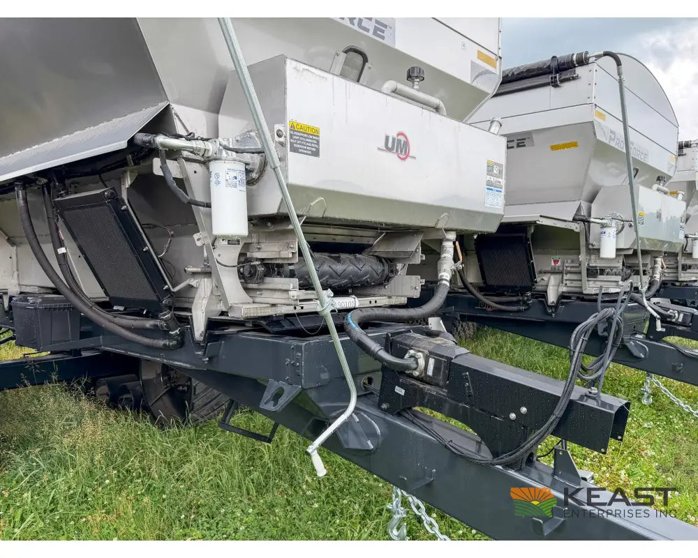 Unverferth Pro-Force 2250 Fertilizer Spreader 22 Ton Hopper Tracks Raven RCM ISOBUS Controller - Fertilizer Spreaders