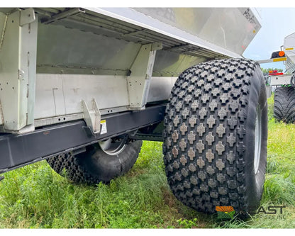 Unverferth Pro-Force 2650 Litter & Compost Spreader 26 Ton Hopper Raven RCM ISOBUS Controller - Fertilizer Spreaders