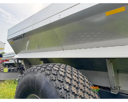 Unverferth Pro-Force 2650 Litter & Compost Spreader 26 Ton Hopper Raven RCM ISOBUS Controller - Fertilizer Spreaders