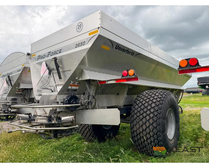 Unverferth Pro-Force 2650 Litter & Compost Spreader 26 Ton Hopper Raven RCM ISOBUS Controller - Fertilizer Spreaders