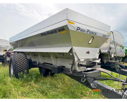 Unverferth Pro-Force 2650 Litter & Compost Spreader 26 Ton Hopper Raven RCM ISOBUS Controller - Fertilizer Spreaders