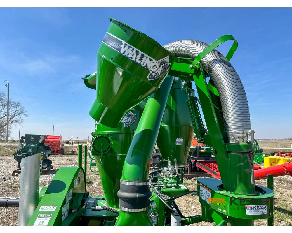 Walinga 6614DLX Grain Vac Up to 3,600 BPH Capacity Full Pipe Package Grain Vacs