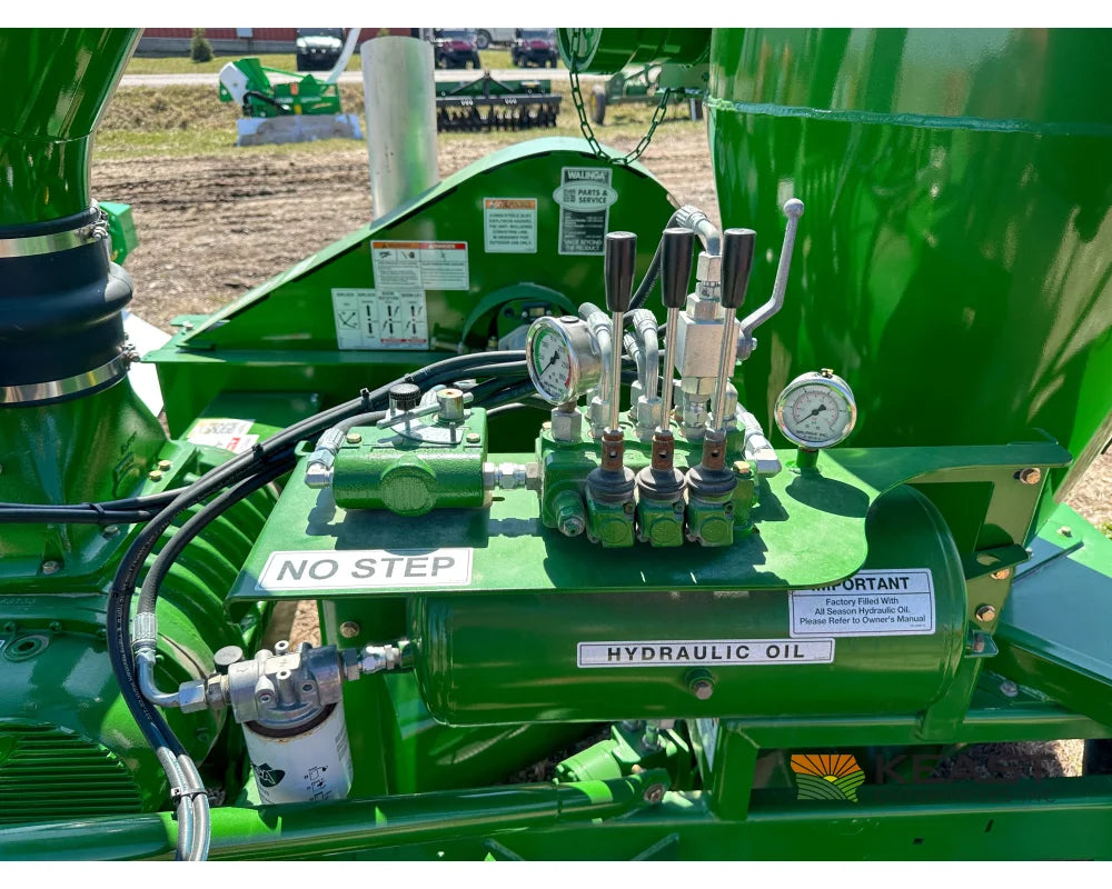Walinga 6614DLX Grain Vac Up to 3,600 BPH Capacity Full Pipe Package Grain Vacs