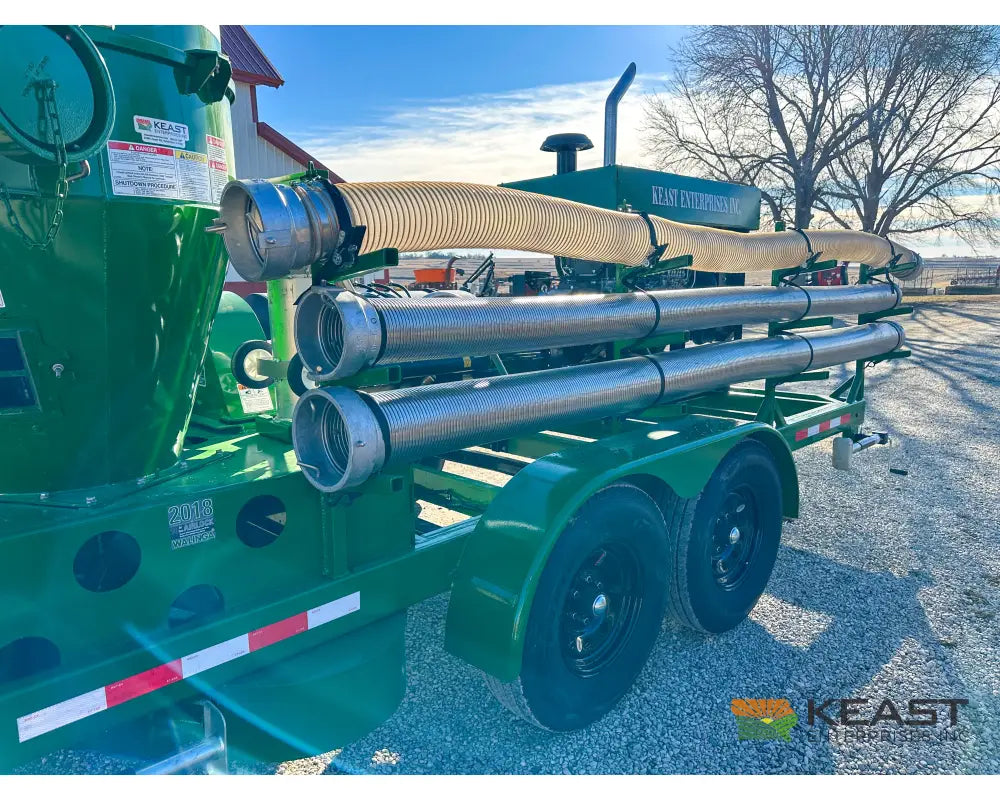Walinga 7614DLX Self-Powered KEAST Built Grain Vac Up to 5,500 BPH Capacity Full Pipe Package Grain Vacs