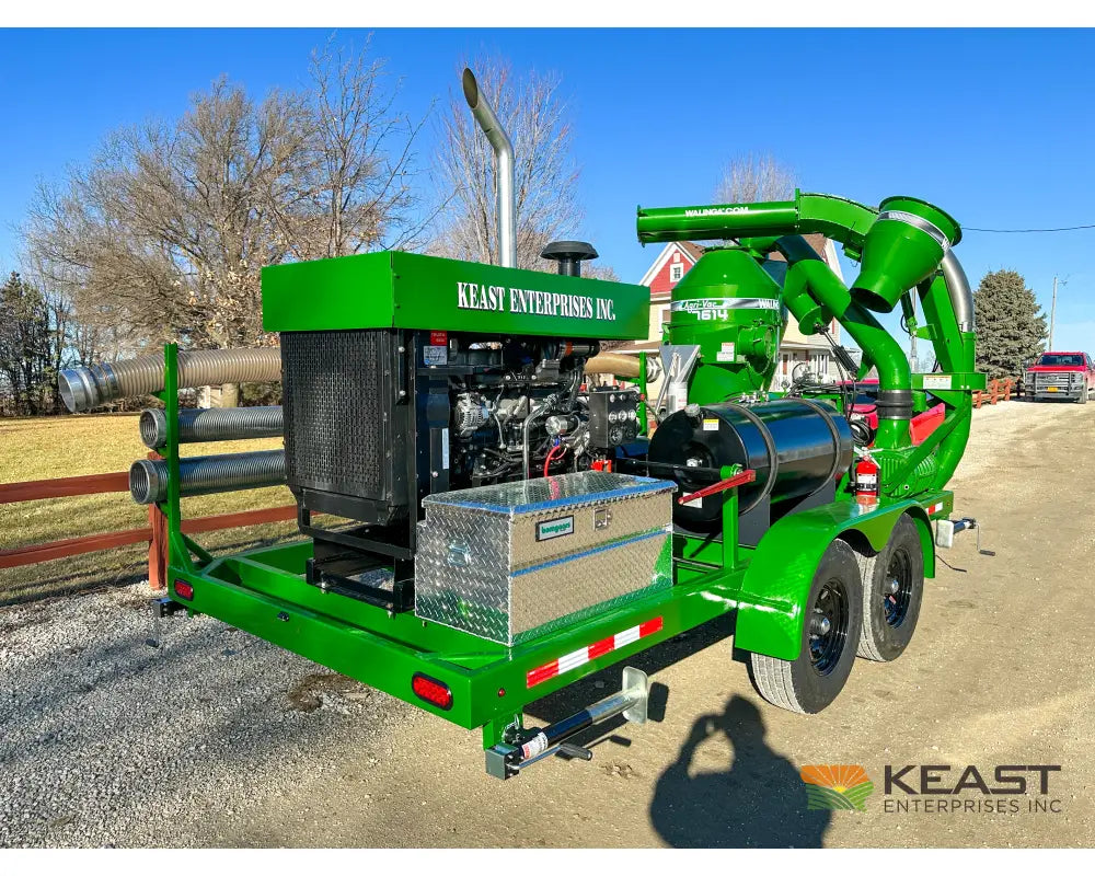 Walinga 7614DLX Self-Powered KEAST Built Grain Vac Up to 5,500 BPH Capacity Full Pipe Package Grain Vacs