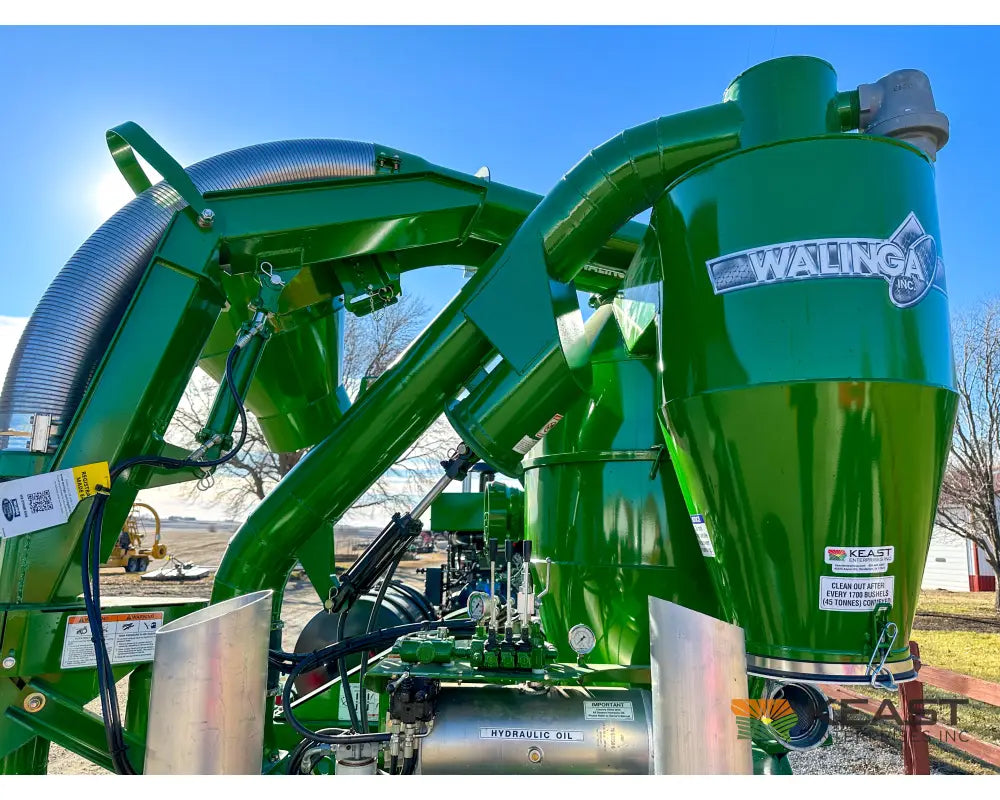 Walinga 7614DLX Self-Powered KEAST Built Grain Vac Up to 5,500 BPH Capacity Full Pipe Package Grain Vacs
