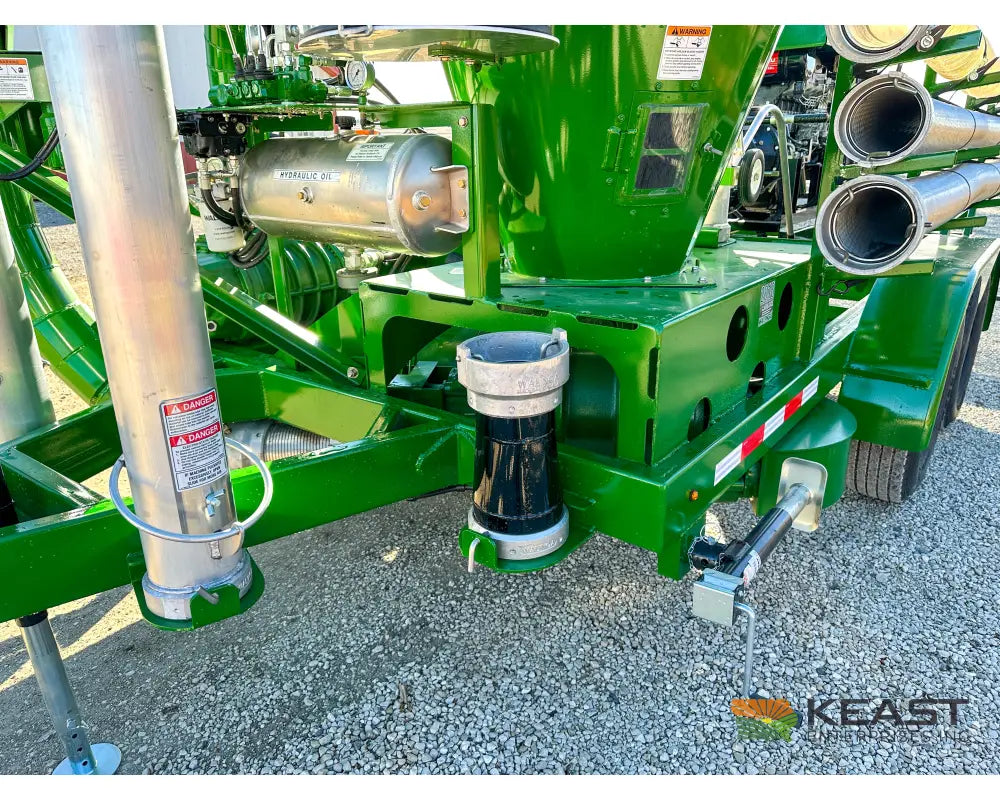 Walinga 7614DLX Self-Powered KEAST Built Grain Vac Up to 5,500 BPH Capacity Full Pipe Package Grain Vacs