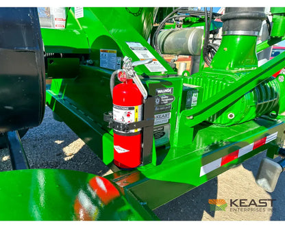 Walinga 7614DLX Self-Powered KEAST Built Grain Vac Up to 5,500 BPH Capacity Full Pipe Package Grain Vacs