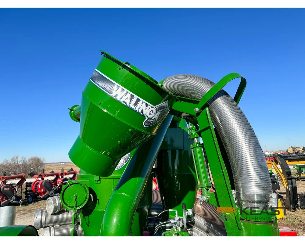 Walinga 7816DLX Grain Vac Up to 5,500 BPH Capacity Full Pipe Package Grain Vacs