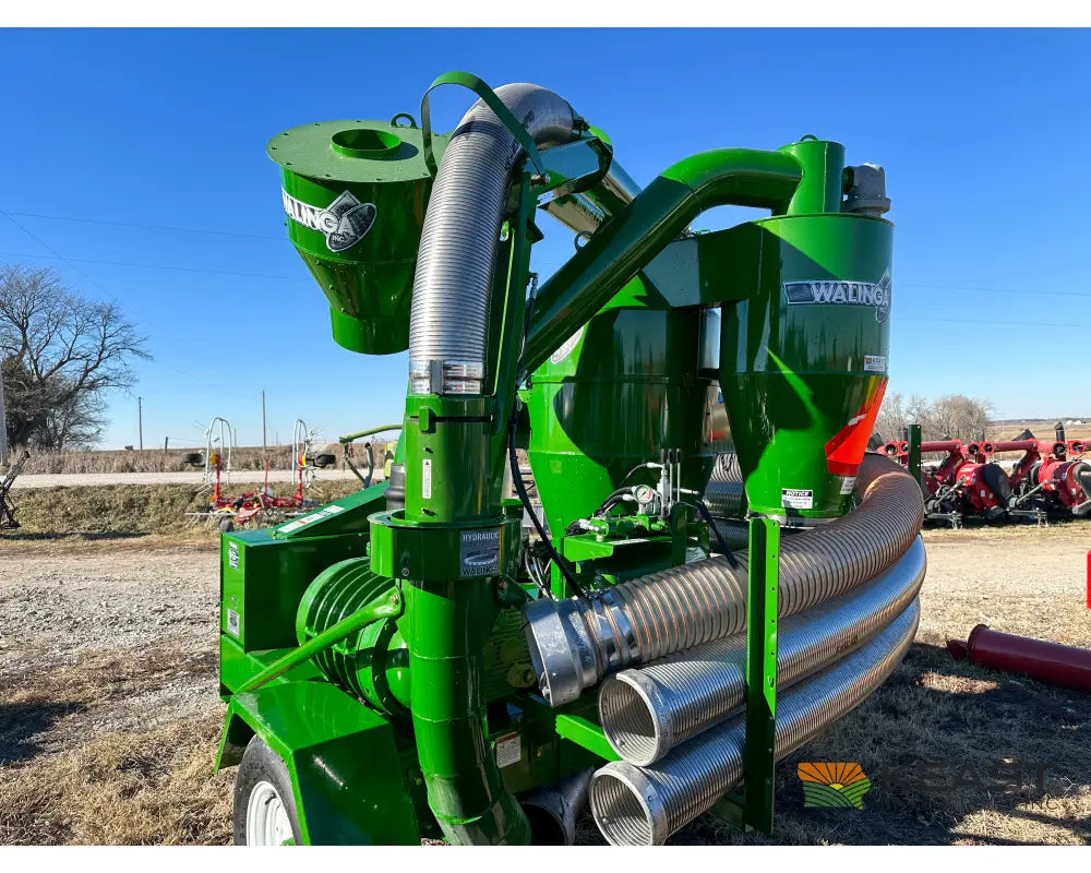 Walinga 7816DLX Grain Vac Up to 5,500 BPH Capacity Full Pipe Package Grain Vacs