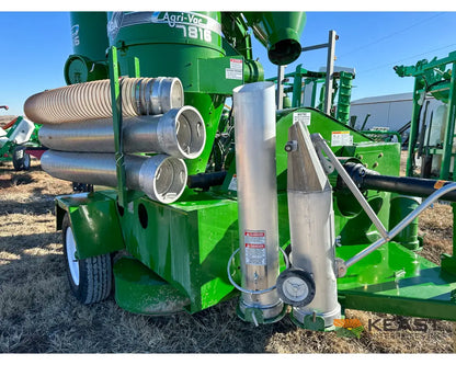 Walinga 7816DLX Grain Vac Up to 5,500 BPH Capacity Full Pipe Package Grain Vacs