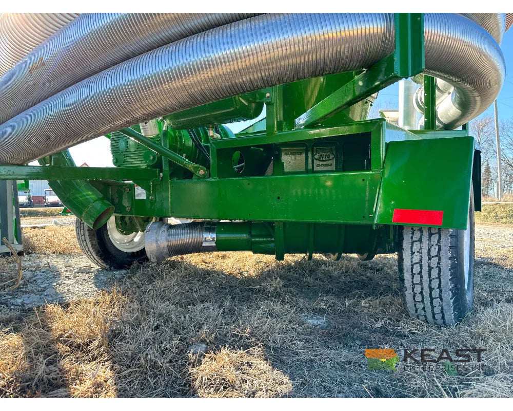 Walinga 7816DLX Grain Vac Up to 5,500 BPH Capacity Full Pipe Package Grain Vacs
