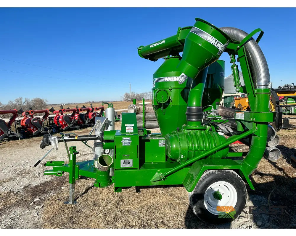 Walinga 7816DLX Grain Vac Up to 5,500 BPH Capacity Full Pipe Package Grain Vacs