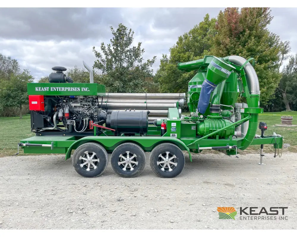 Walinga 7816DLX Self-Powered KEAST Built Grain Vac Up to 5,500 BPH Capacity Full Pipe Package Grain Vacs