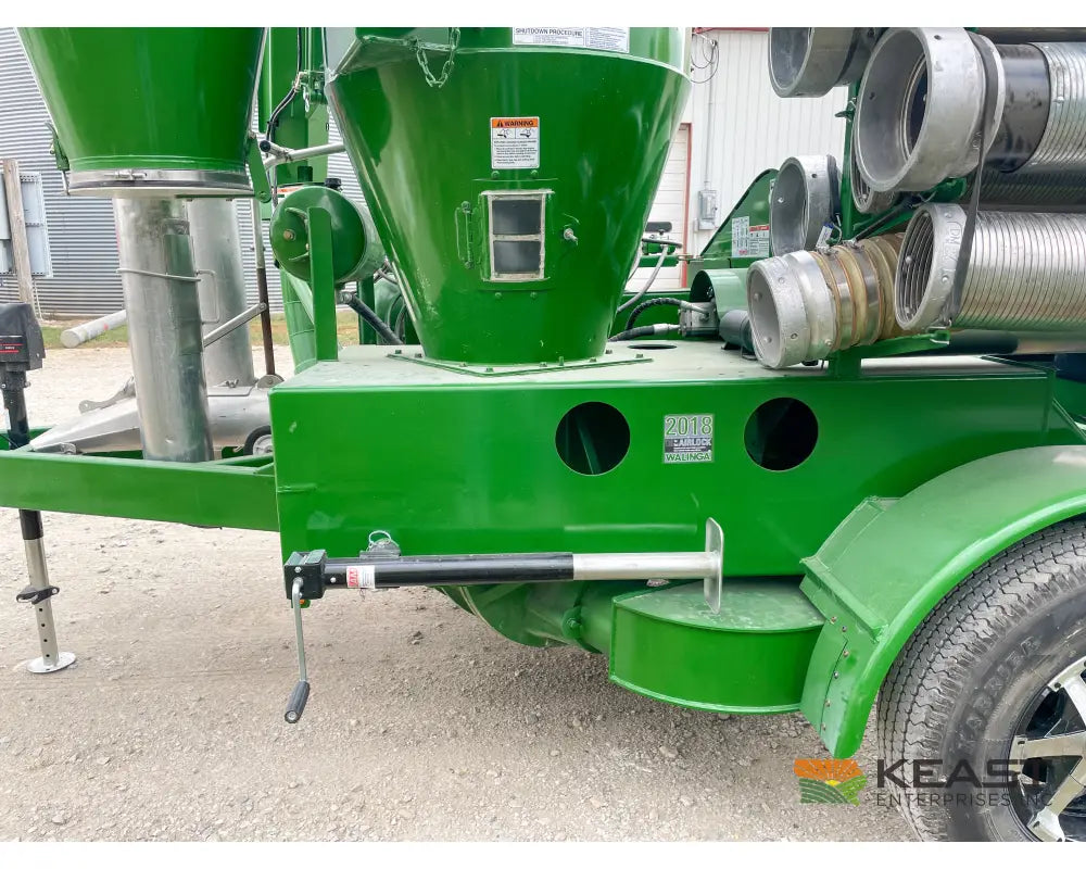 Walinga 7816DLX Self-Powered KEAST Built Grain Vac Up to 5,500 BPH Capacity Full Pipe Package Grain Vacs