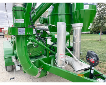 Walinga 7816DLX Self-Powered KEAST Built Grain Vac Up to 5,500 BPH Capacity Full Pipe Package Grain Vacs